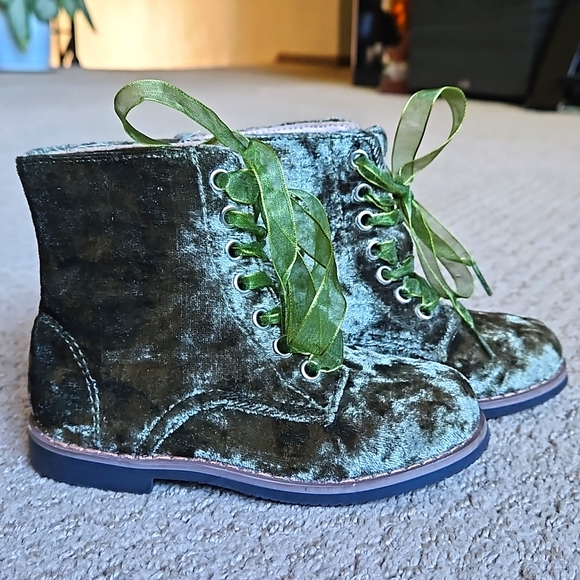 A Bean Co Other - Green Fury Toddler Boot with Ribbon Ties (7m)